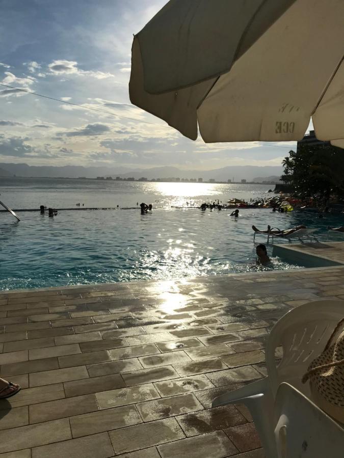 Apartamento Pe Na Areia Frente Para O Mar E Piscina Na Prainha Caraguatatuba Bagian luar foto