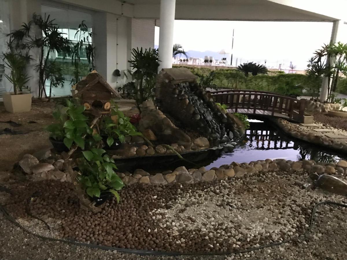 Apartamento Pe Na Areia Frente Para O Mar E Piscina Na Prainha Caraguatatuba Bagian luar foto