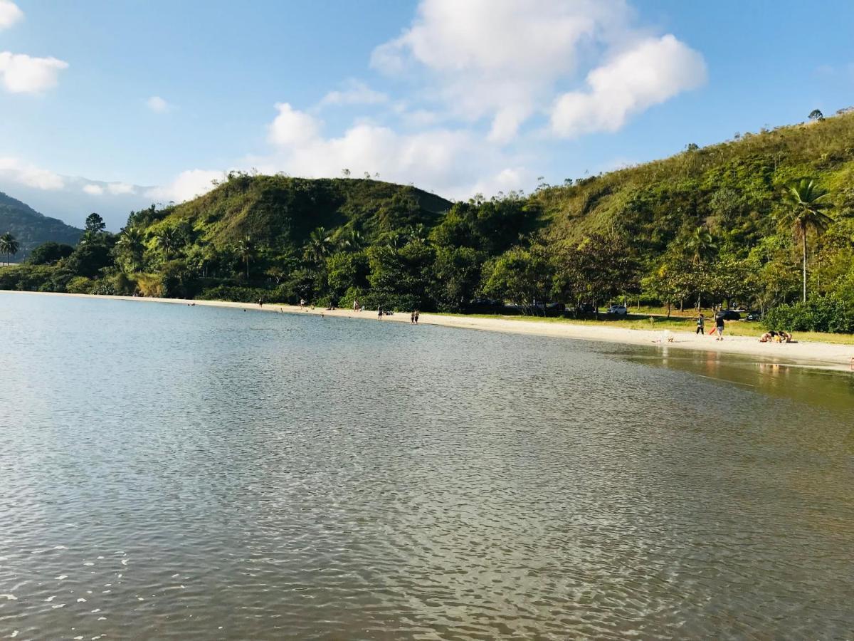 Apartamento Pe Na Areia Frente Para O Mar E Piscina Na Prainha Caraguatatuba Bagian luar foto