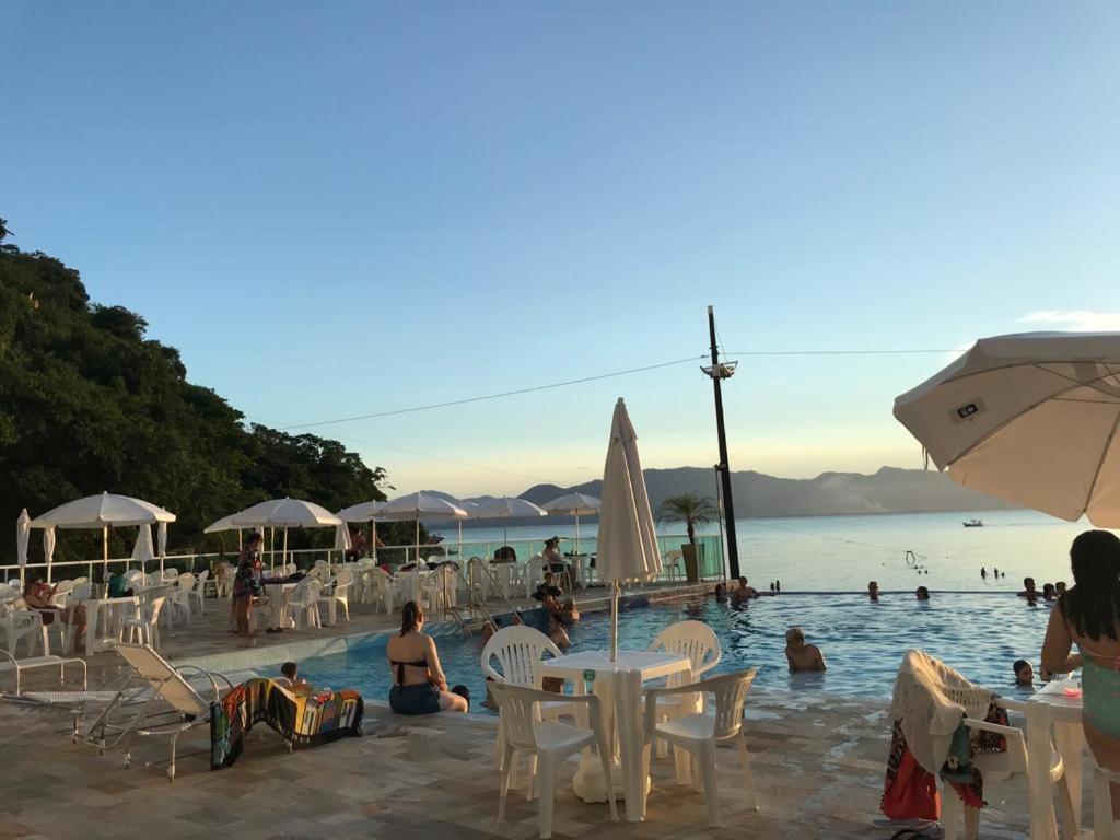 Apartamento Pe Na Areia Frente Para O Mar E Piscina Na Prainha Caraguatatuba Bagian luar foto